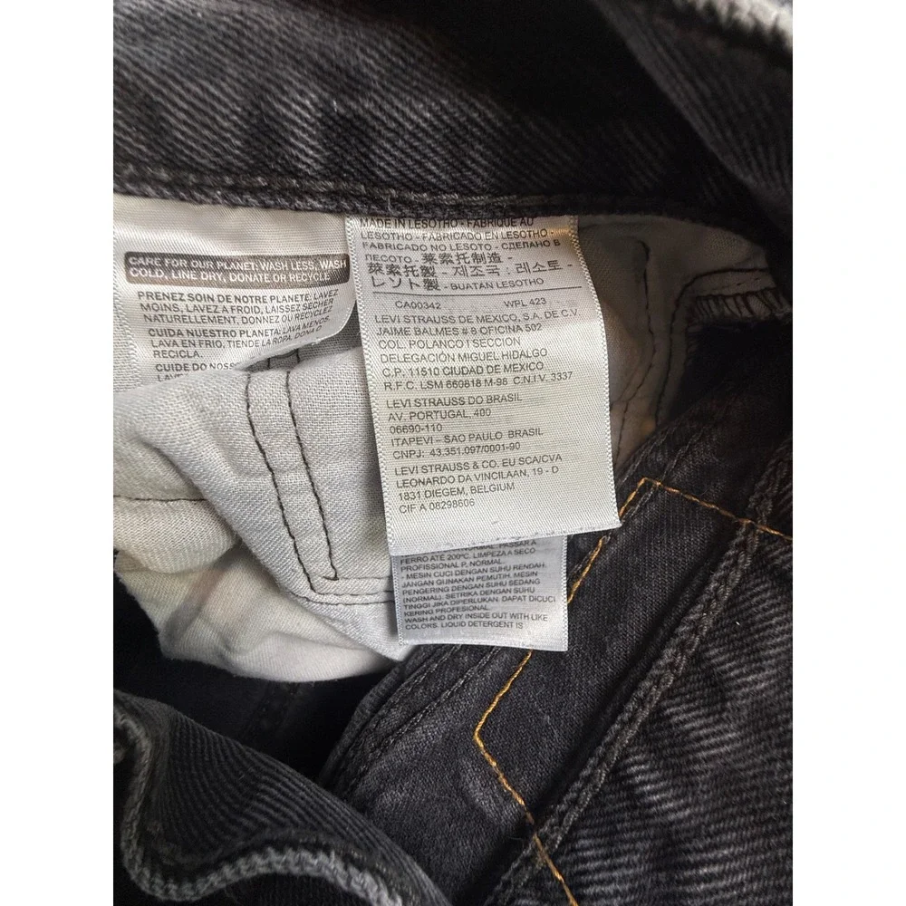 Levis embrace classic